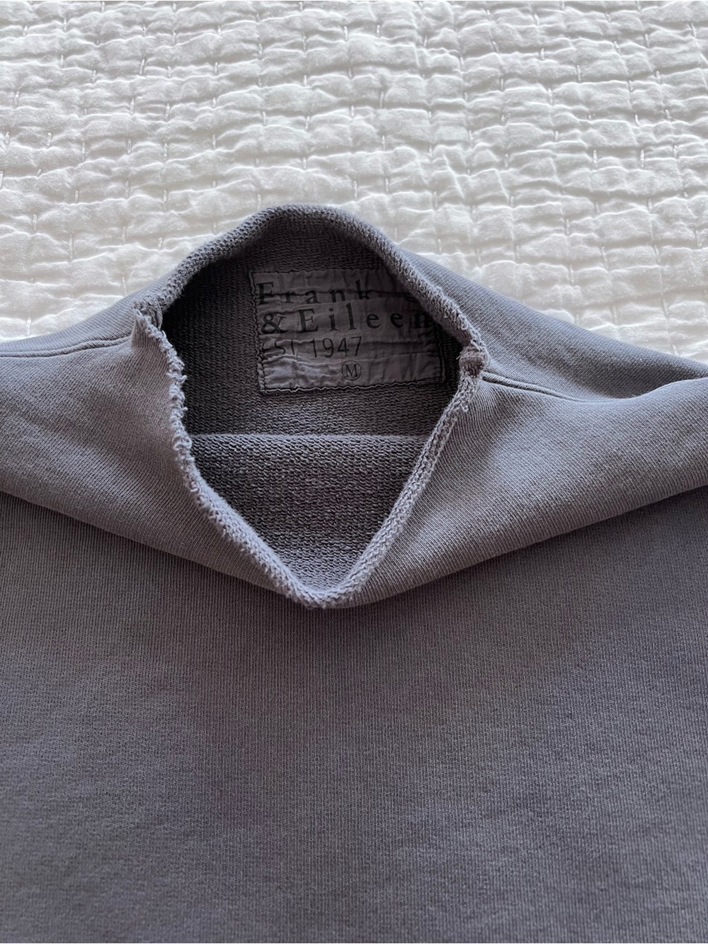 Frank & Eileen Effie Long-Sleeve Funnel Neck Capelet Grey Size Medium EUC - Picture 7 of 7